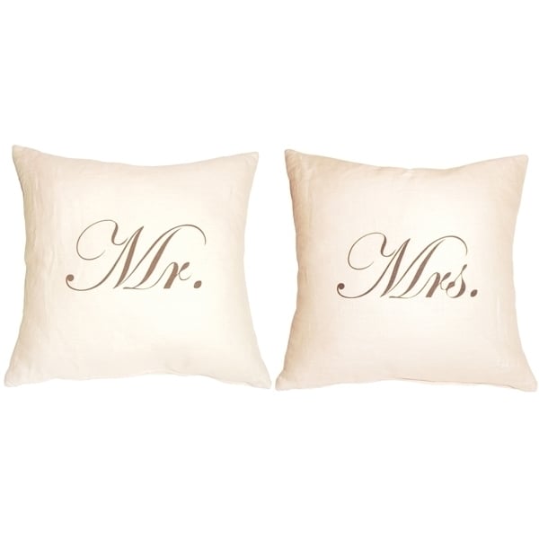 Pillow Decor - Mr and Mrs 18x18 Linen Pillow Set Image 1