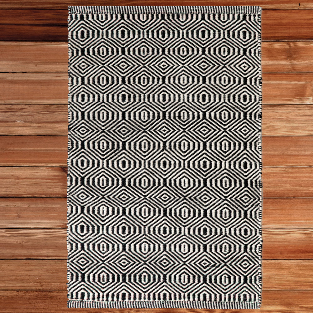 Handwoven Black and White Geometric Wool Flatweave Kilim Area Rug, 2 x 3 Image 2