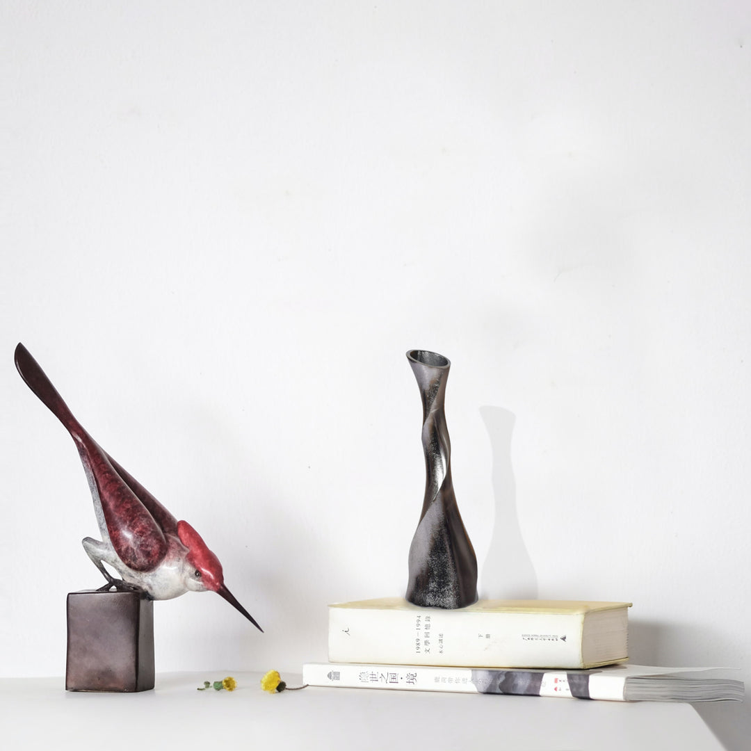 Aluminium-Casted Decorative Twisted Shape Flower Vase, Black Nickel 13.25 Inch Image 2