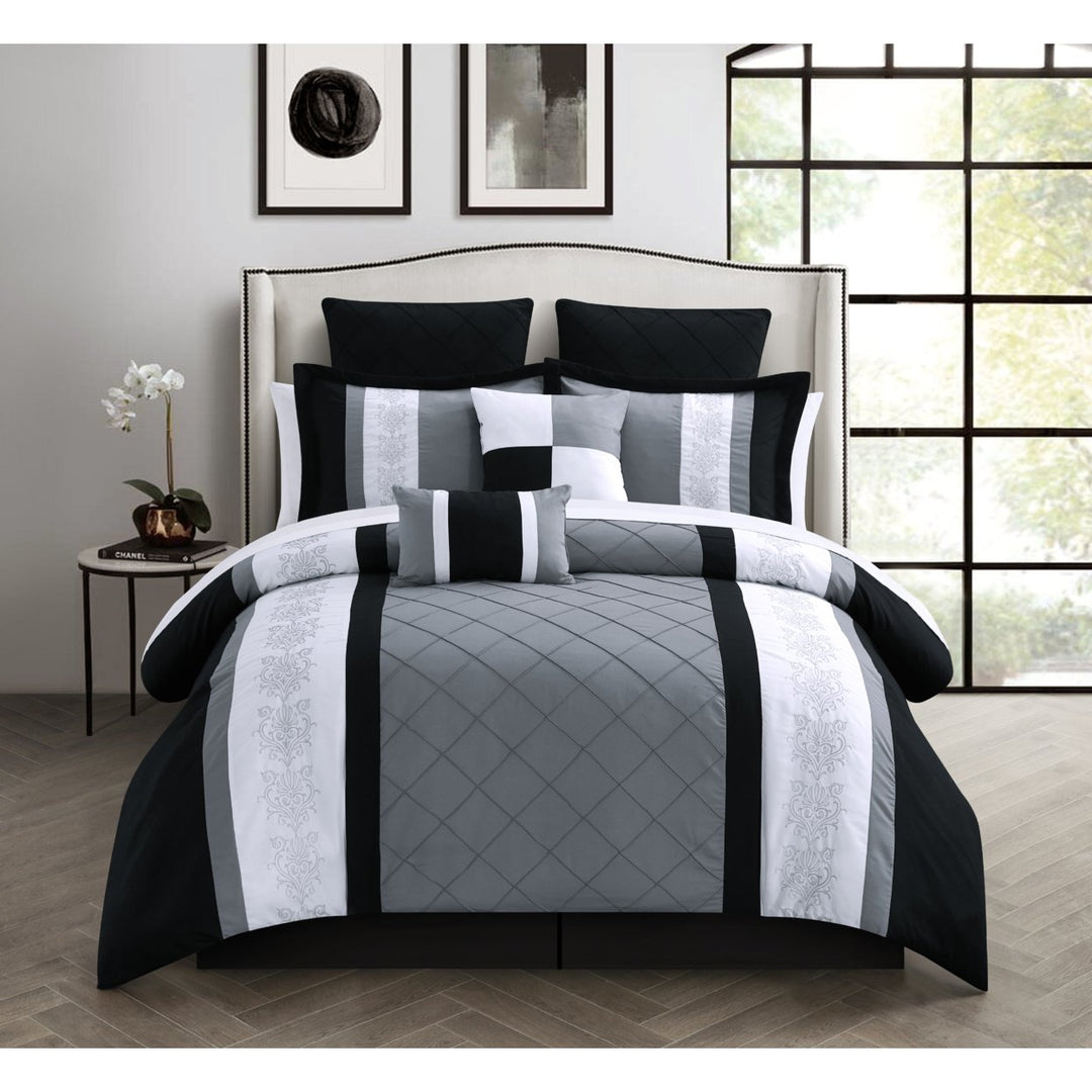 Livingston Oversized and Overfilled Comforter Set (8-Piece) Image 3