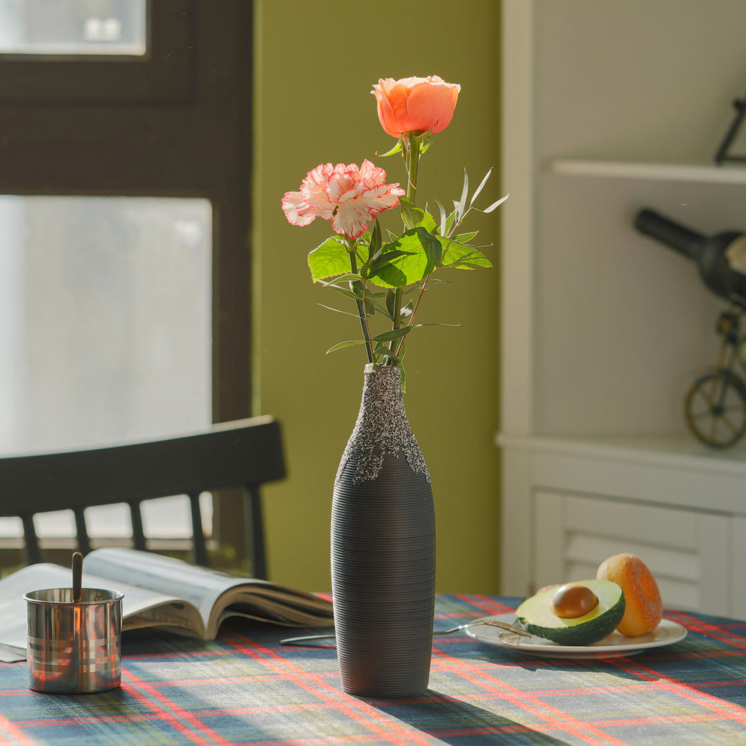 Modern Decorative Ceramic Table Vase Ripped Design Bottle Shape Flower Holder Image 9
