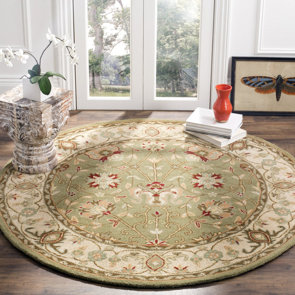 SAFAVIEH Antiquity Collection AT21D Handmade Sage Rug Image 2