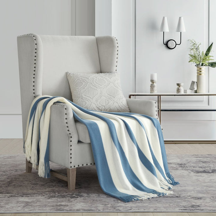 NYandC Home Vasko Throw Blanket with a Fringed Border Image 3