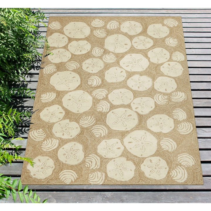 Liora Manne Frontporch Shell Toss Indoor Outdoor Area Rug Natural Image 12