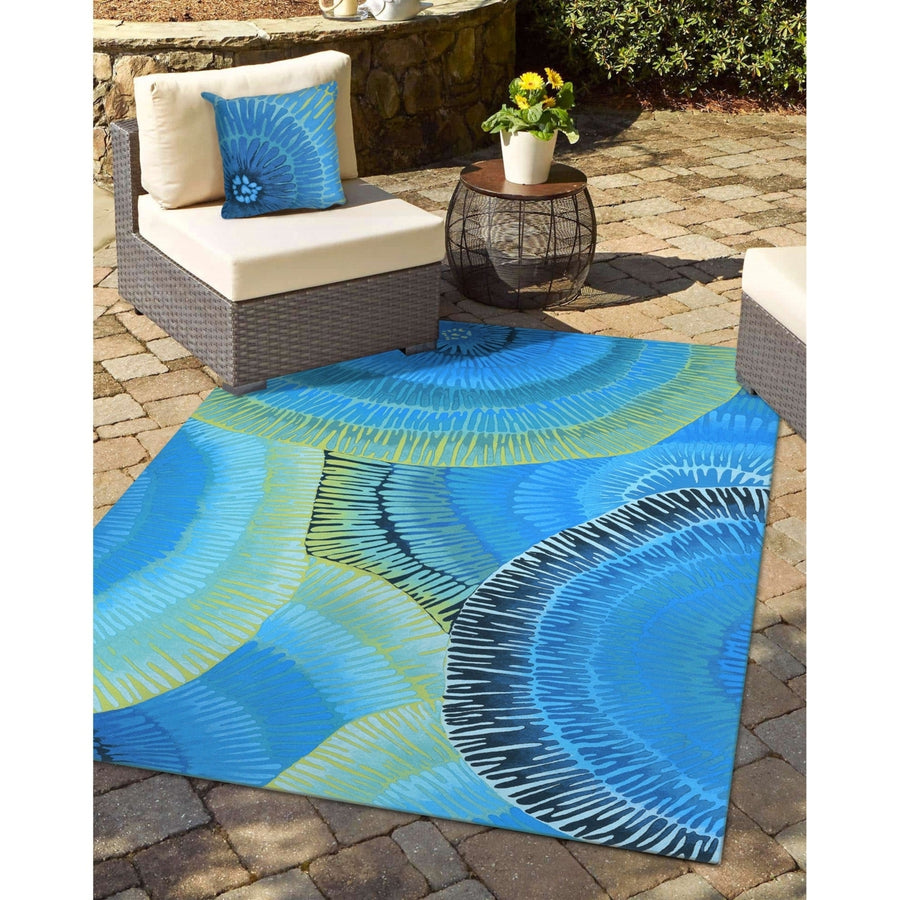 Liora Manne Visions IV Cirque Indoor Outdoor Area Rug Caribe Image 1