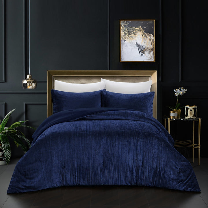 Aashvi Comforter Set -Crinkle Velvet , Luxuriously Shiny Image 1