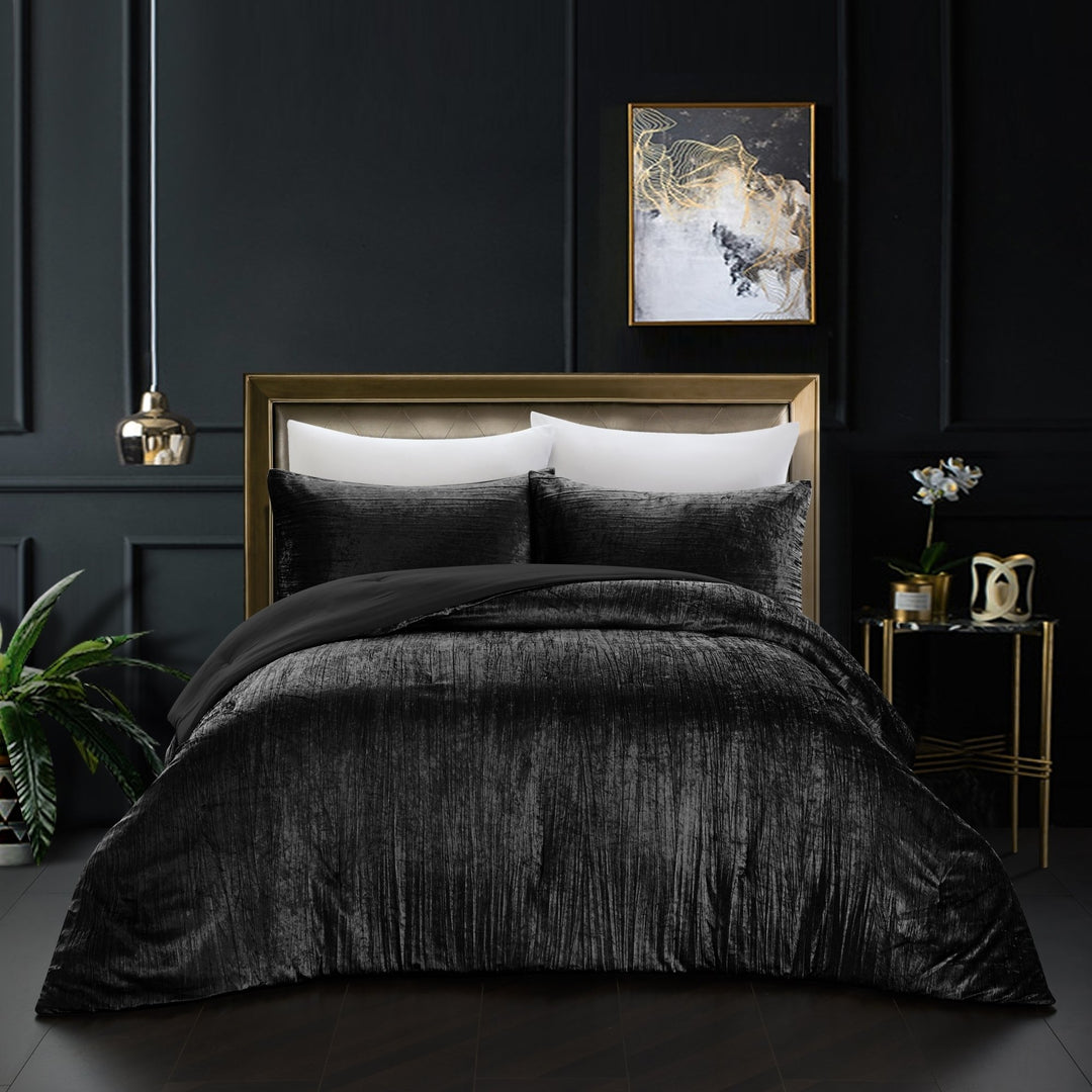 Aashvi Comforter Set -Crinkle Velvet , Luxuriously Shiny Image 8