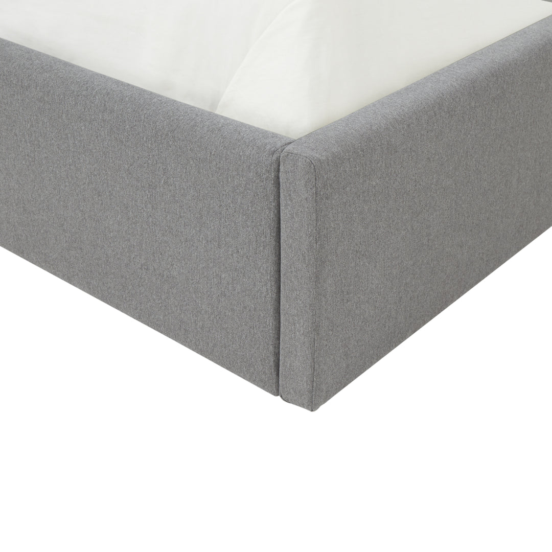 SAFAVIEH COUTURE ROSITA LOW PROFILE TUFTED BED Light Grey Image 5