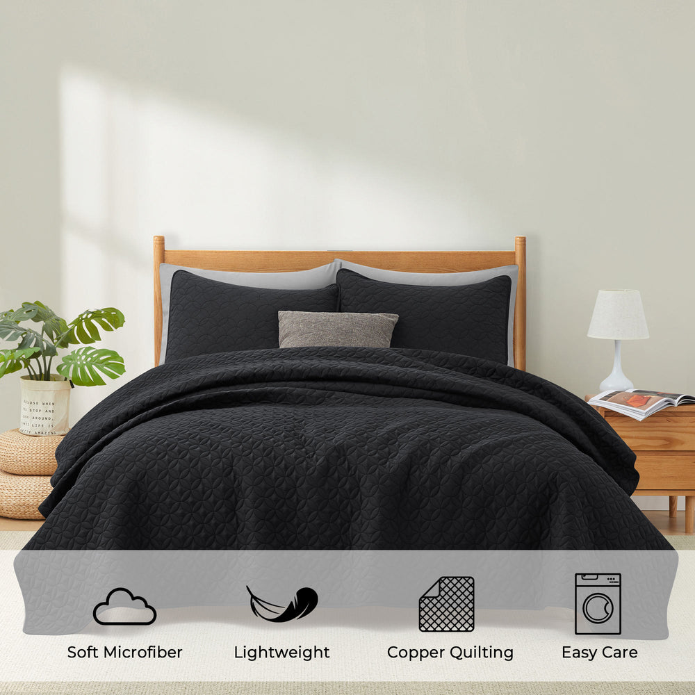 Reversible Bedspread Coverlet Set - Premium Microfiber Ultra Soft Lightweight 2 or 3-Piece Quilt Set Image 2