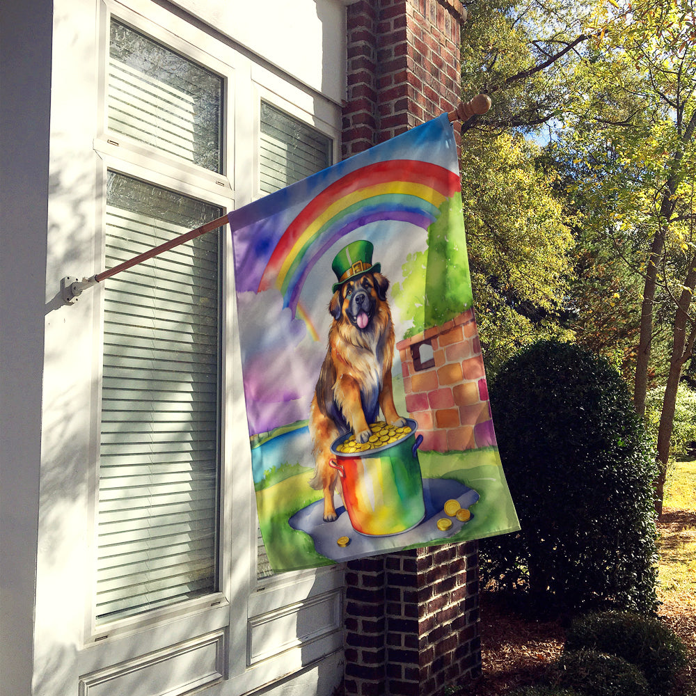 Leonberger St Patricks Day House Flag Image 2