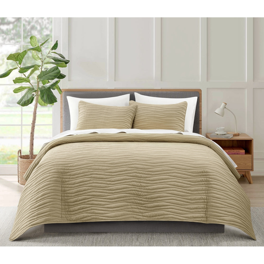 Cyrian 3-Piece Quilt Coverlet Set - Contemporary Organic Wavy Stitched Plush Bedspread Image 2