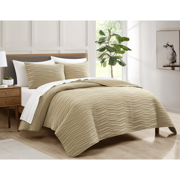 Cyrian 3-Piece Quilt Coverlet Set - Contemporary Organic Wavy Stitched Plush Bedspread Image 3