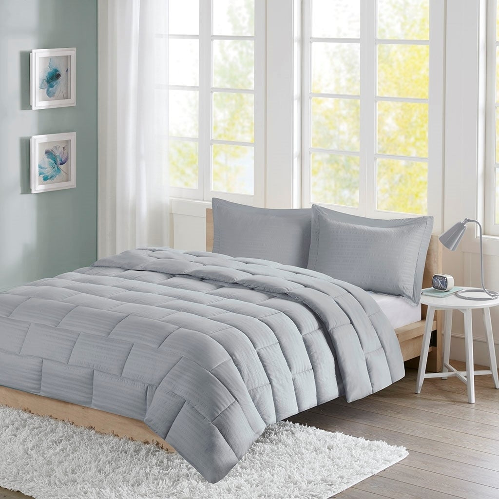 Gracie Mills Emmanuel Seersucker Textured Down Alternative Comforter Set - GRACE-6330 Image 3