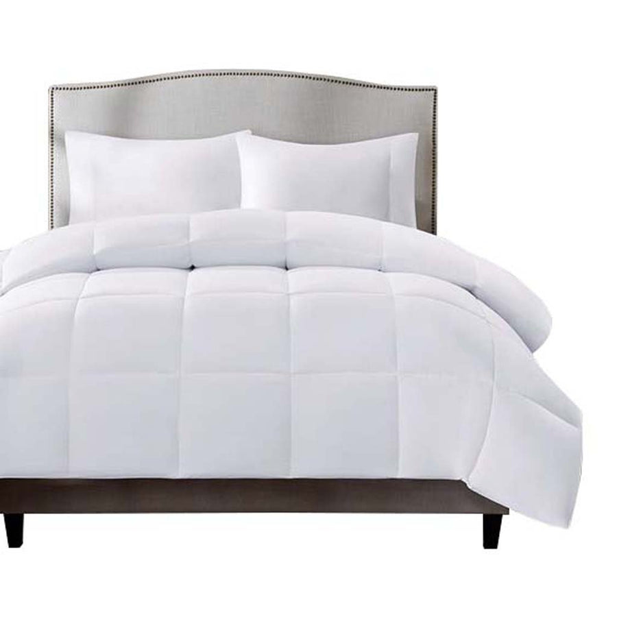 Gracie Mills Henry Supreme Down Blend All-Season Comforter with Stain Release Protection - GRACE-7959 Image 1