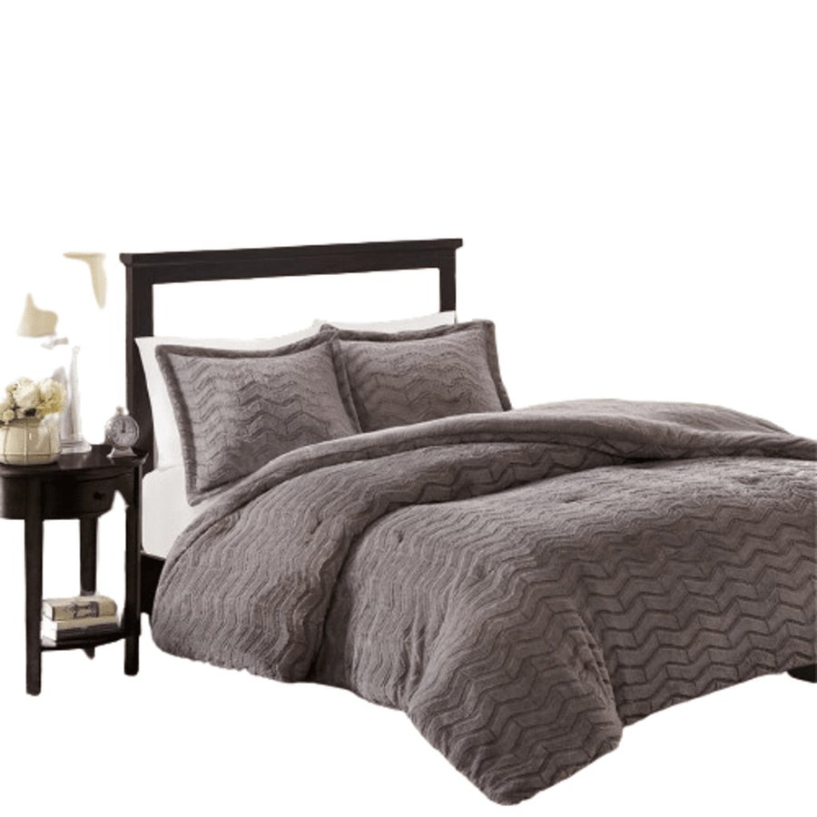 Gracie Mills Carrillo Plush Chevron-Patterned Down Alternative Comforter Set - GRACE-7635 Image 1
