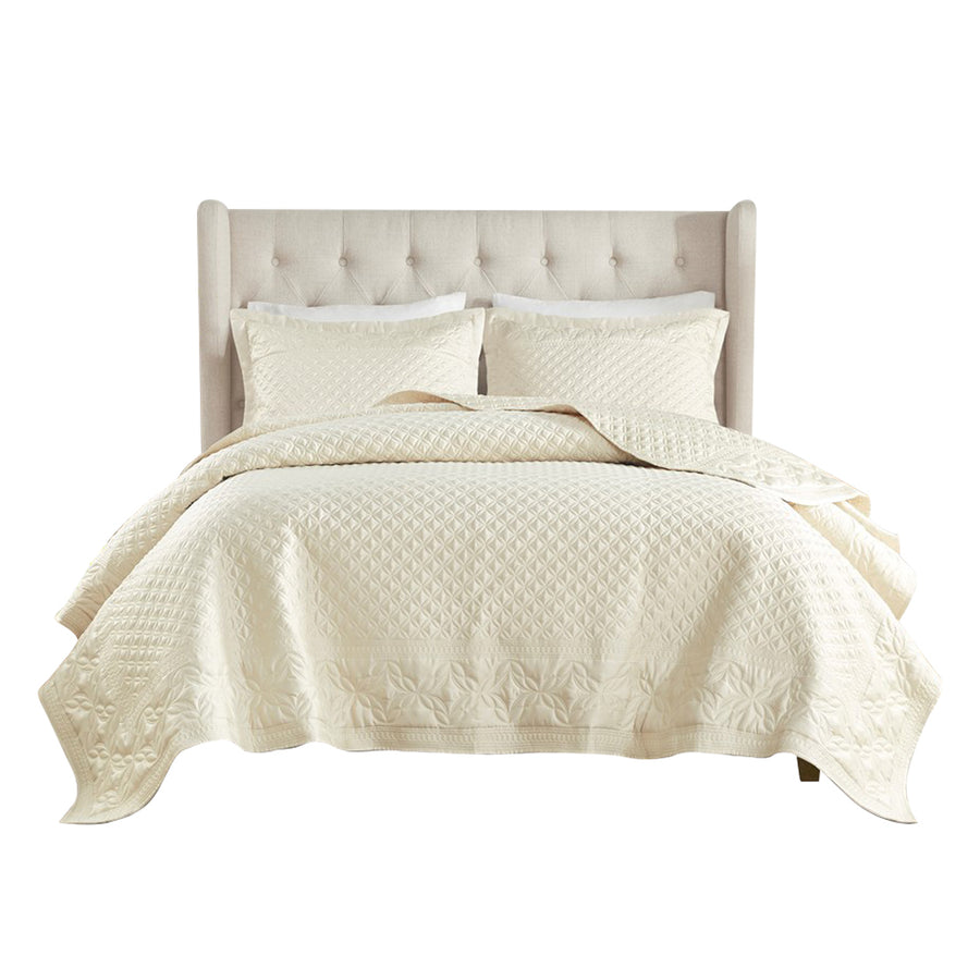 Gracie Mills Carney 3-Piece Neoclassical-inspired Quilt Set - GRACE-15225 Image 1