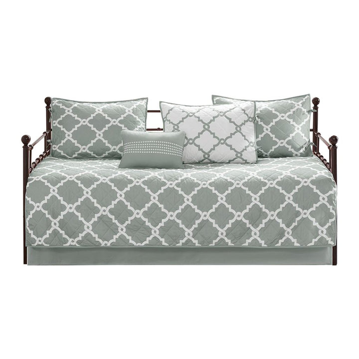 Gracie Mills Pitts 6-Piece Reversible Daybed Ensemble - GRACE-9464 Image 1