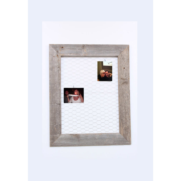 Barn Wood Chicken Wire Message/Photo Board (10 pins included) Image 1