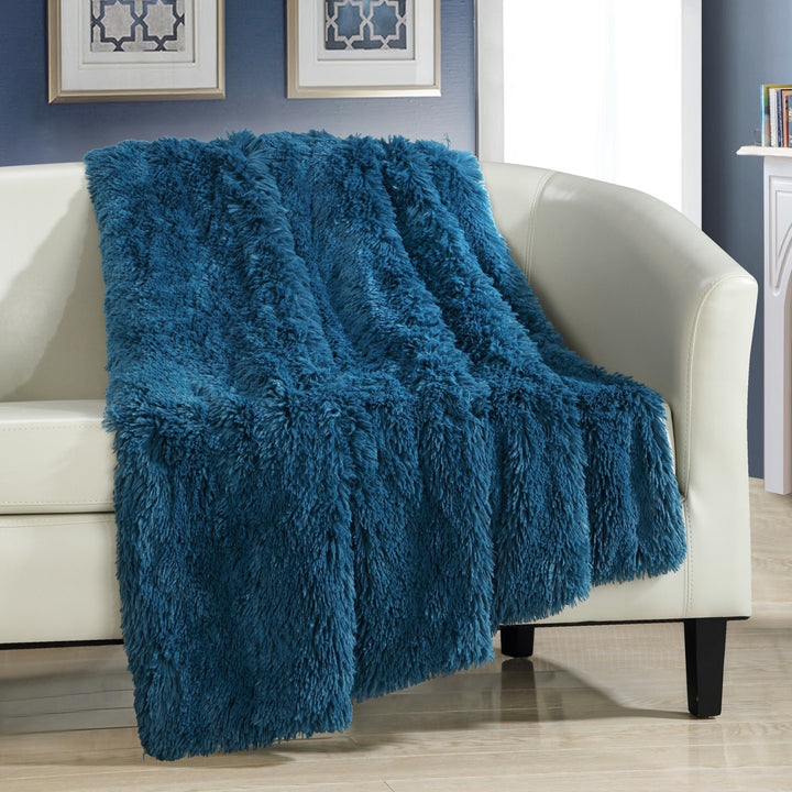 Alaska Shaggy Supersoft Faux faux Throw Blanket Image 5