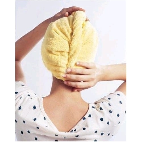 Set of 2 Microfiber Hair Drying BathTowels Image 1