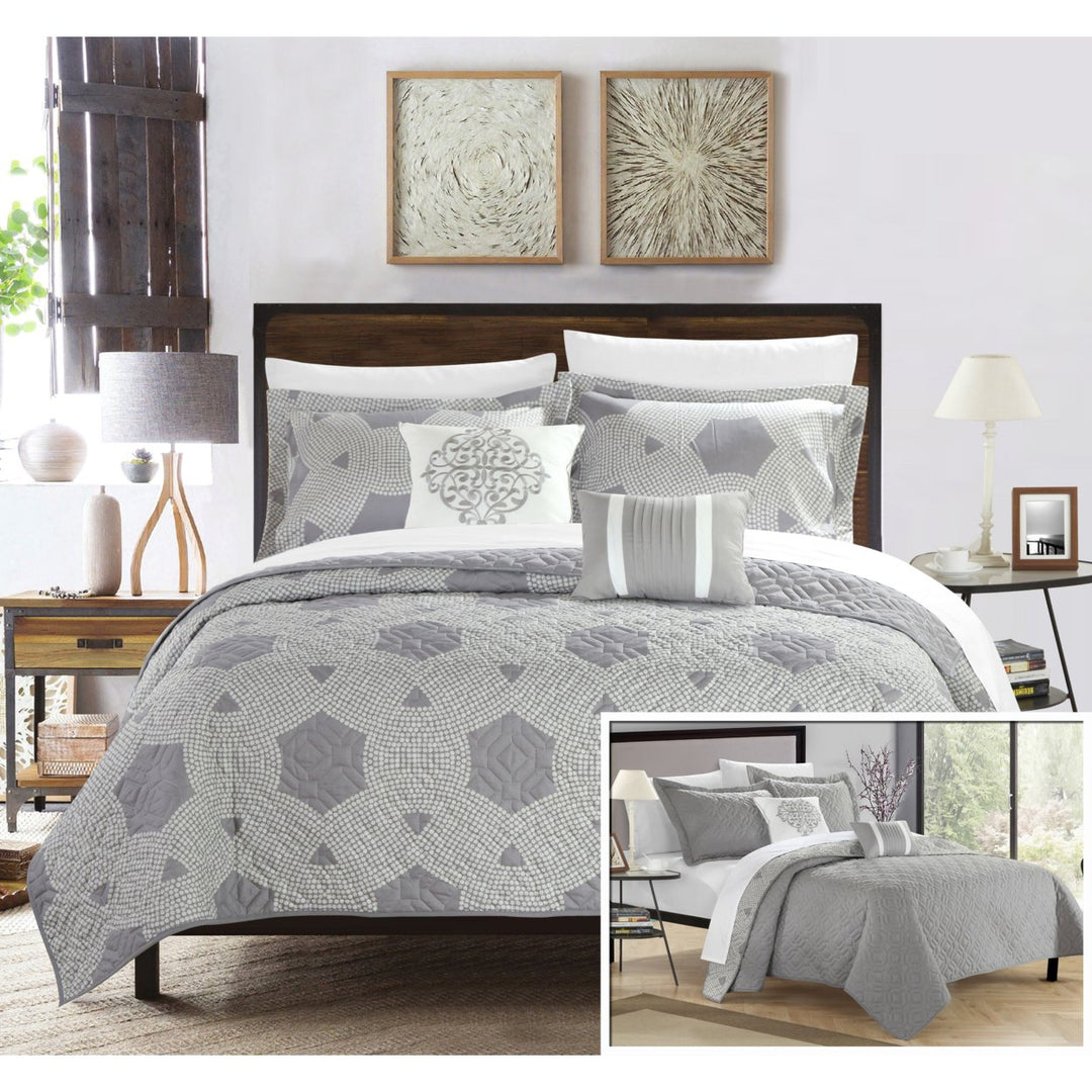 Chic Home 4/5 Piece Xanadu Hexagon Quilted Embroidered With Contemporary REVERSIBLE printed backside Quilt Set Image 1
