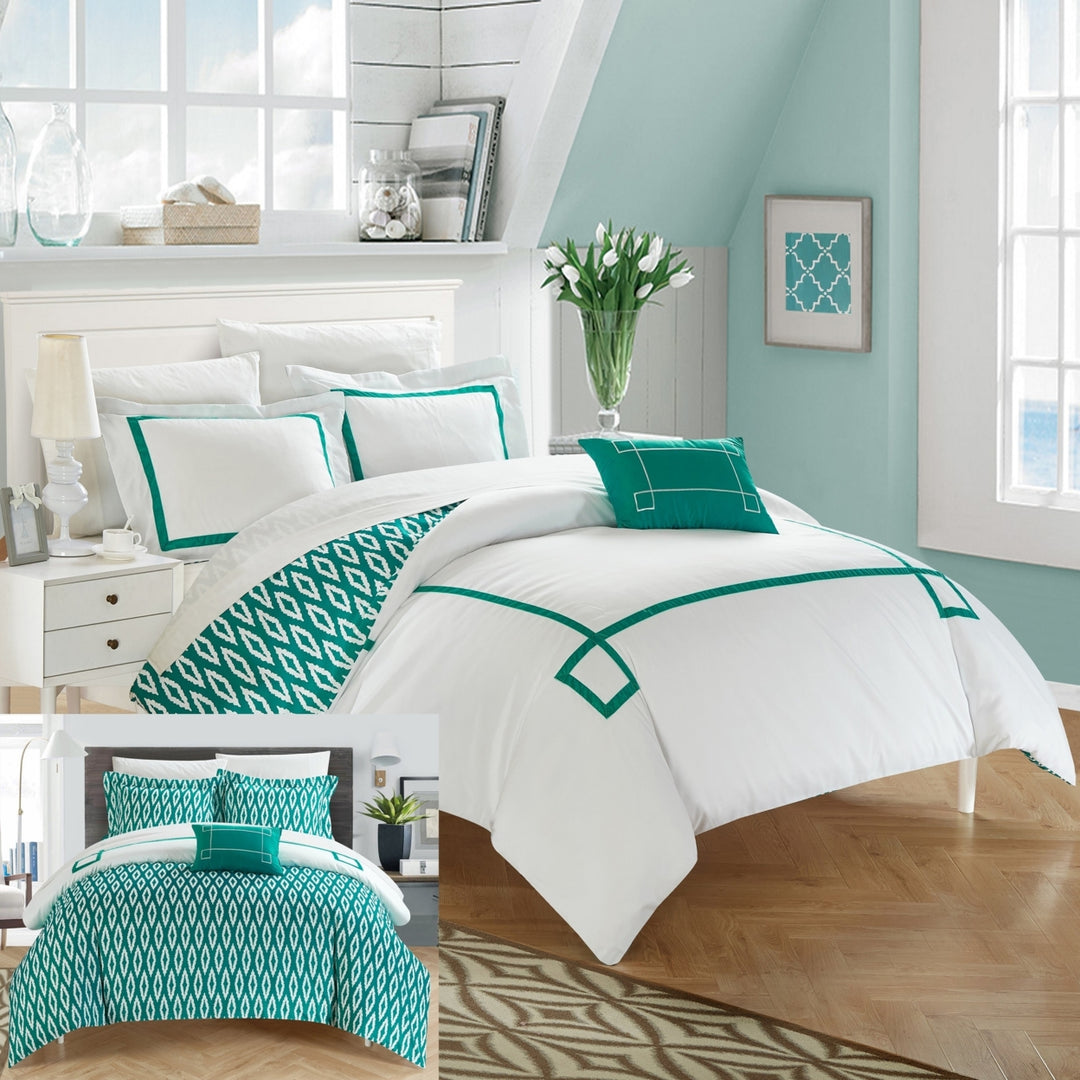 3/4 Piece Berwin Embroidered REVERSIBLE Duvet Cover Set with Shams and Decorative Pillows included Image 5