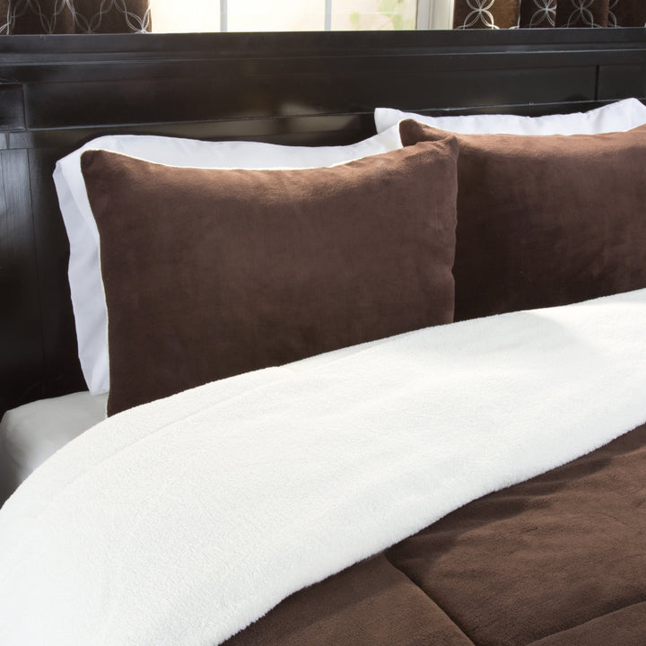 Lavish Home 3 Piece Sherpa/Fleece Comforter Set - King - Chocolate Image 4