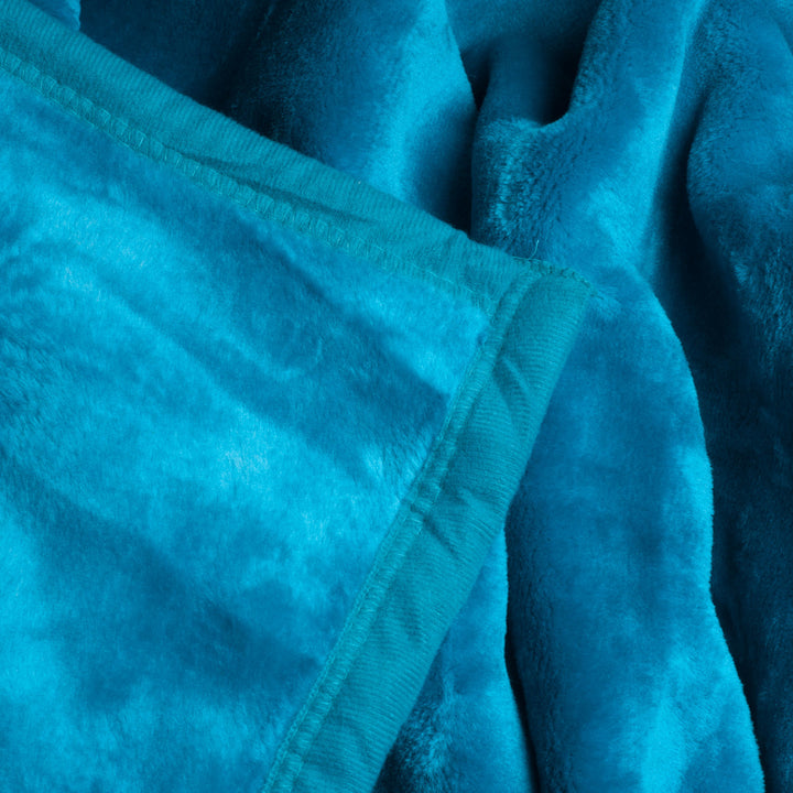 Lavish Home Solid Soft Heavy Thick Plush Mink Blanket 8 pound - Aqua Image 4