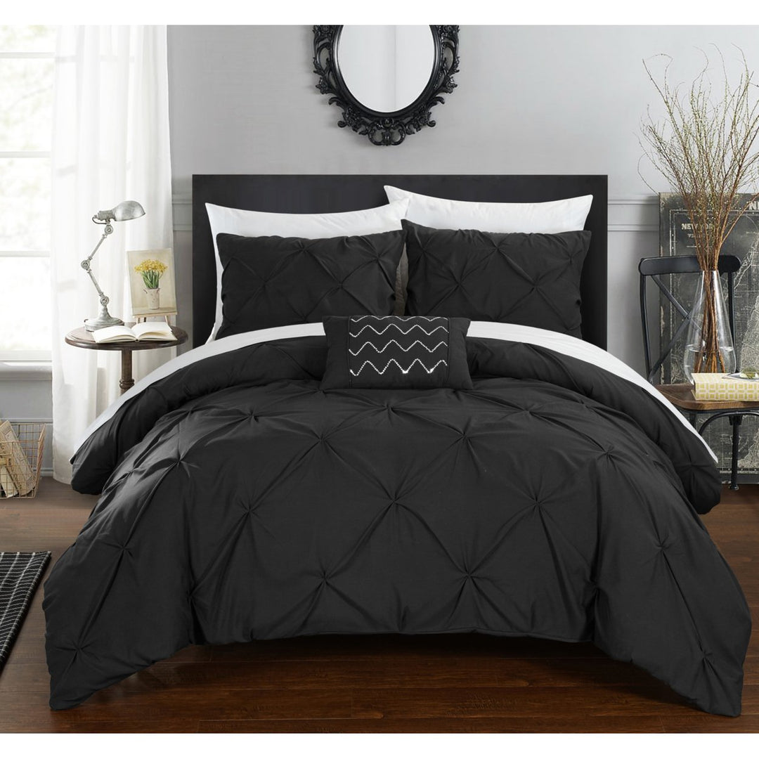 3 or 4 Piece Whitley Pinch Pleated, ruffled and pleated complete  Duvet Cover Set  Shams and Decorative Pillows included Image 4