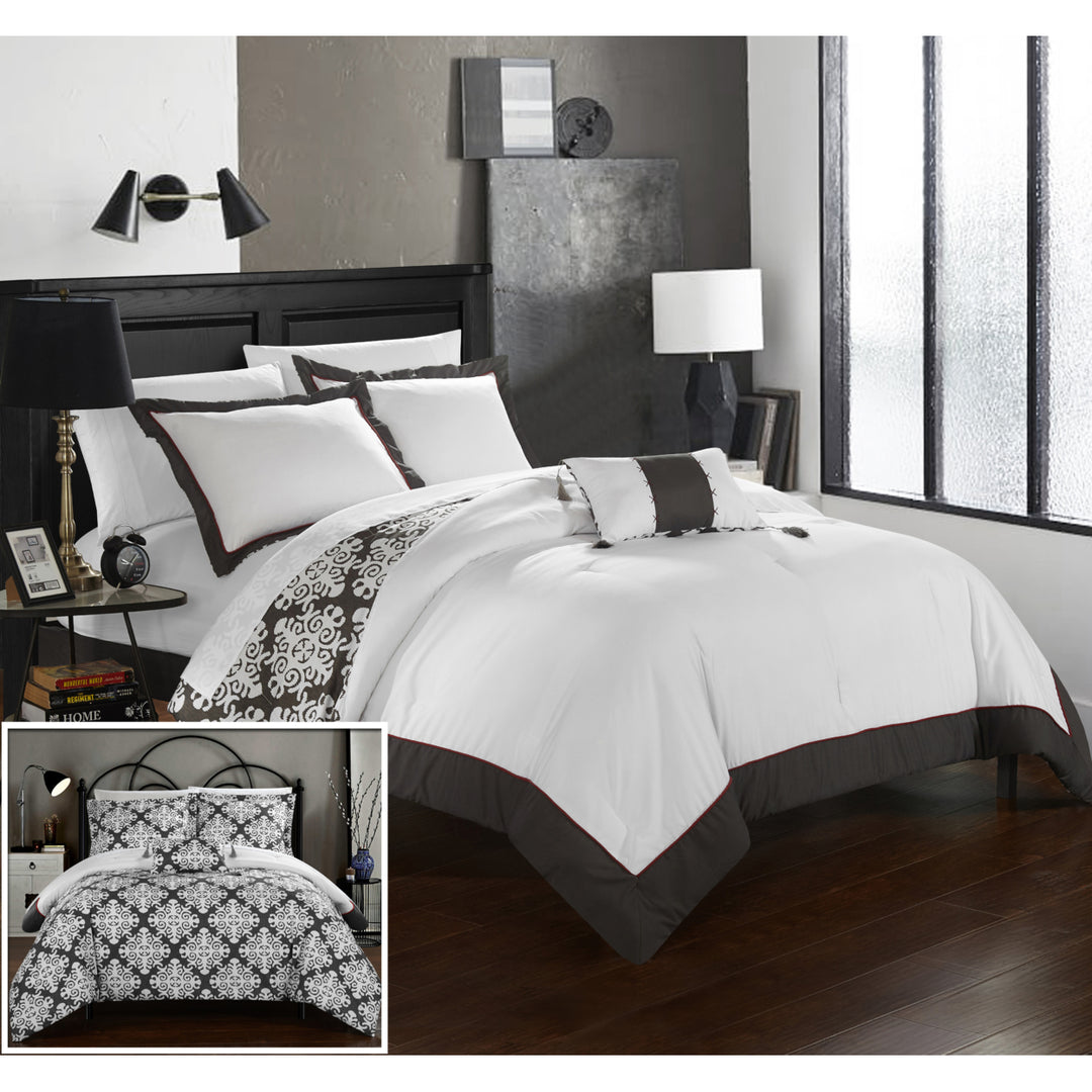 Chic Home 3/4 Piece Mallow Black and White REVERSIBLE Medallion printed PLUSH Hotel Collection Duvet Cover Set Image 4