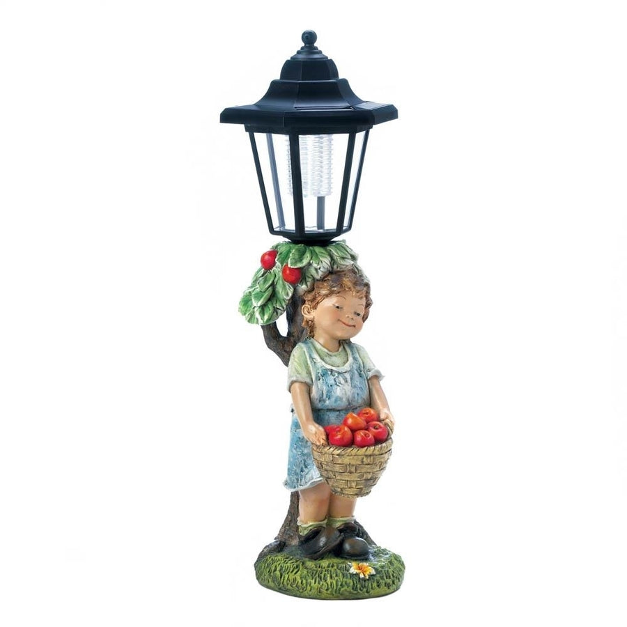 APPLE BASKET SOLAR STREET LIGHT STATUE Image 1