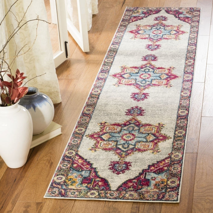 SAFAVIEH Merlot Collection MER108A Cream / Multi Rug Image 3