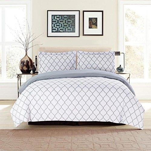 Egyptian Quality 3 Piece Microfiber Duvet Cover Set 1800 Count (Multiple colors) Image 1