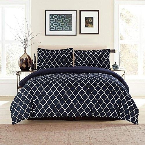 Egyptian Quality 3 Piece Microfiber Duvet Cover Set 1800 Count (Multiple colors) Image 1