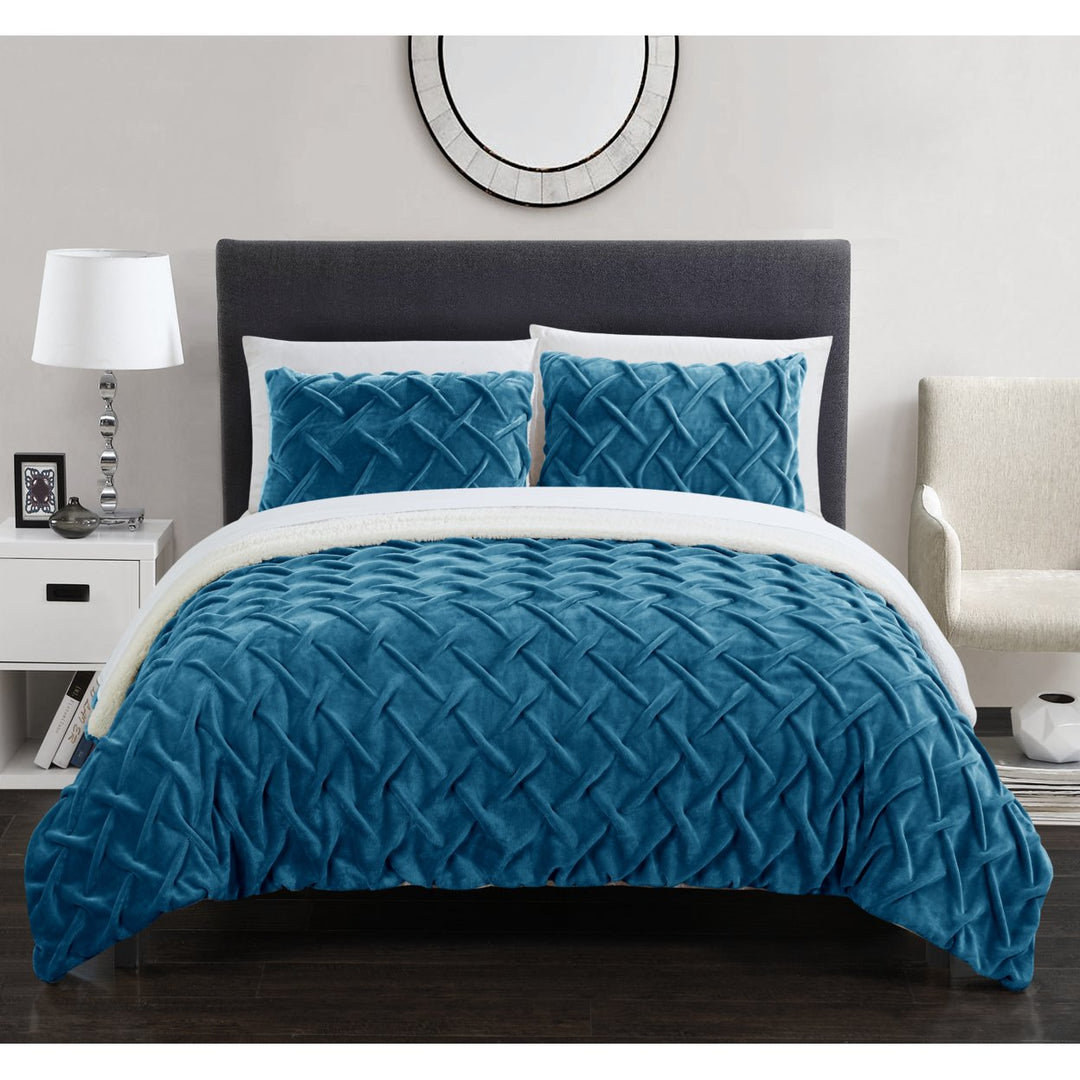 Thirsa 3 or 2 Piece Comforter Set Ultra Plush Micro Mink Criss Cross Pinch Pleat Sherpa Lined Bedding Image 1