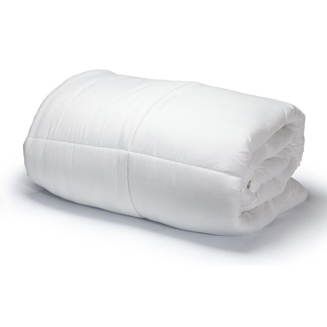 Bluff City Bedding - Luxury Soft Oversized Lightweight White Down Alternative Comforter All Season! Image 1