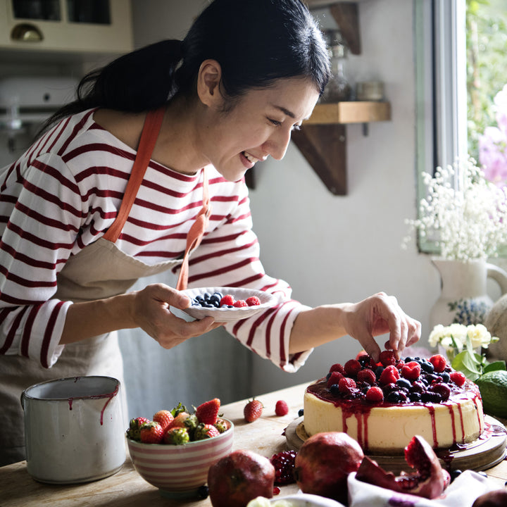 Springform Pan with Lid- 10 Nonstick Baking Cheesecake Pan with Travel Friendly Snap-on Lid-Anti Warping Carbon Steel Image 7