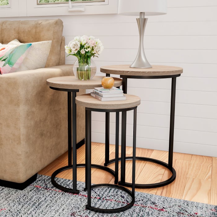 Round Nesting Tables-Set of 3, Modern Woodgrain Look for Living Room Coffee Tables or Nightstands-Accent Home Furniture Image 1