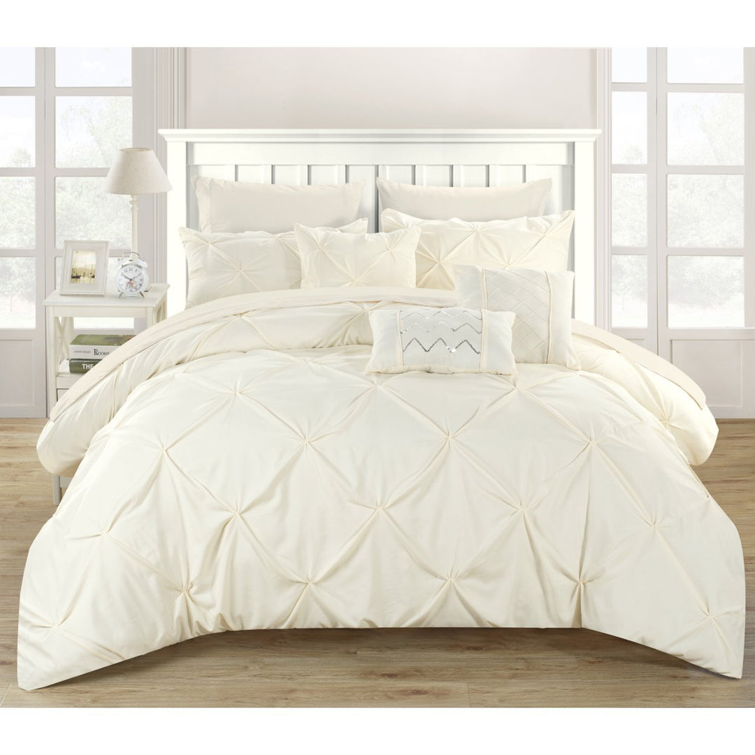 Alvatore Pinch Pleated Bed in a Bag Comforter Set Image 1