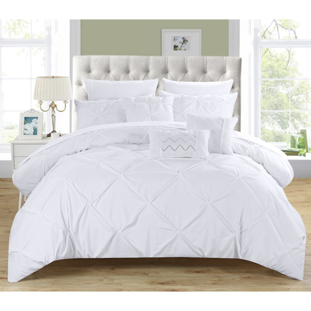 Alvatore Pinch Pleated Bed in a Bag Comforter Set Image 1