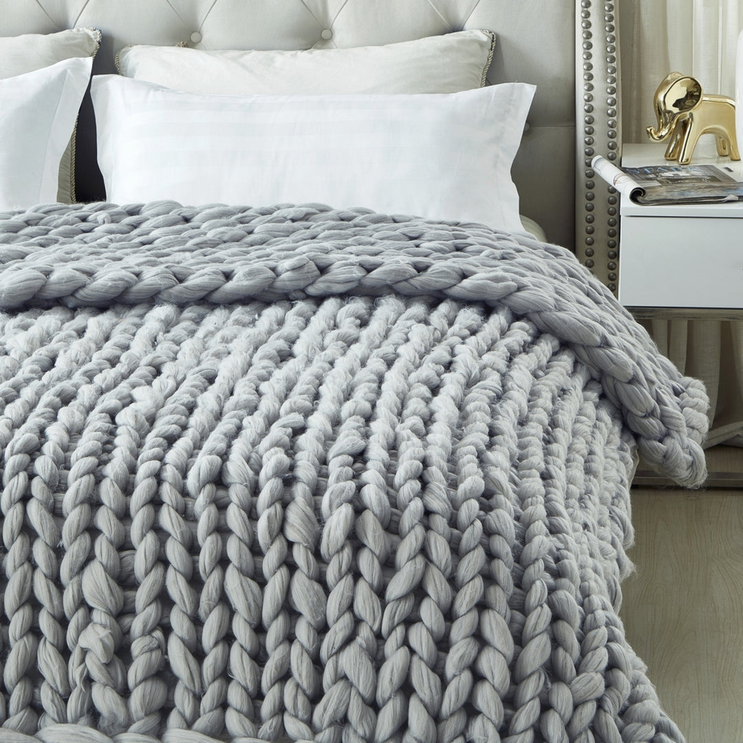 Mantisa Chunky Knit Throw-Cozy-Extra Soft Image 4