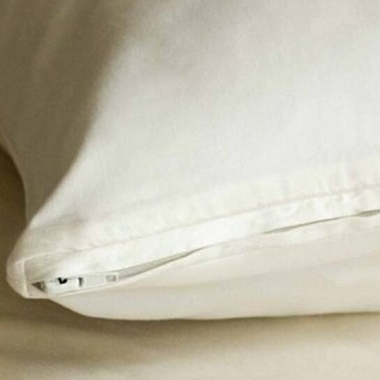 Hypoallergenic 12" Deep Pockets Bed Bug and Waterproof Zippered Vinyl Mattress Cover Protector Image 7