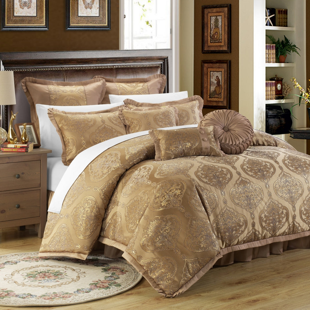 9 Piece Como Decorator Upholstery Quality Jacquard Comforter Set Image 3