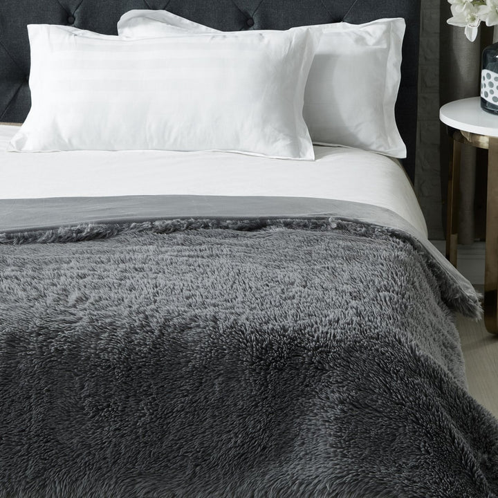 Towny Throw-Reverse Micromink-Cozy-Extra Soft Image 9