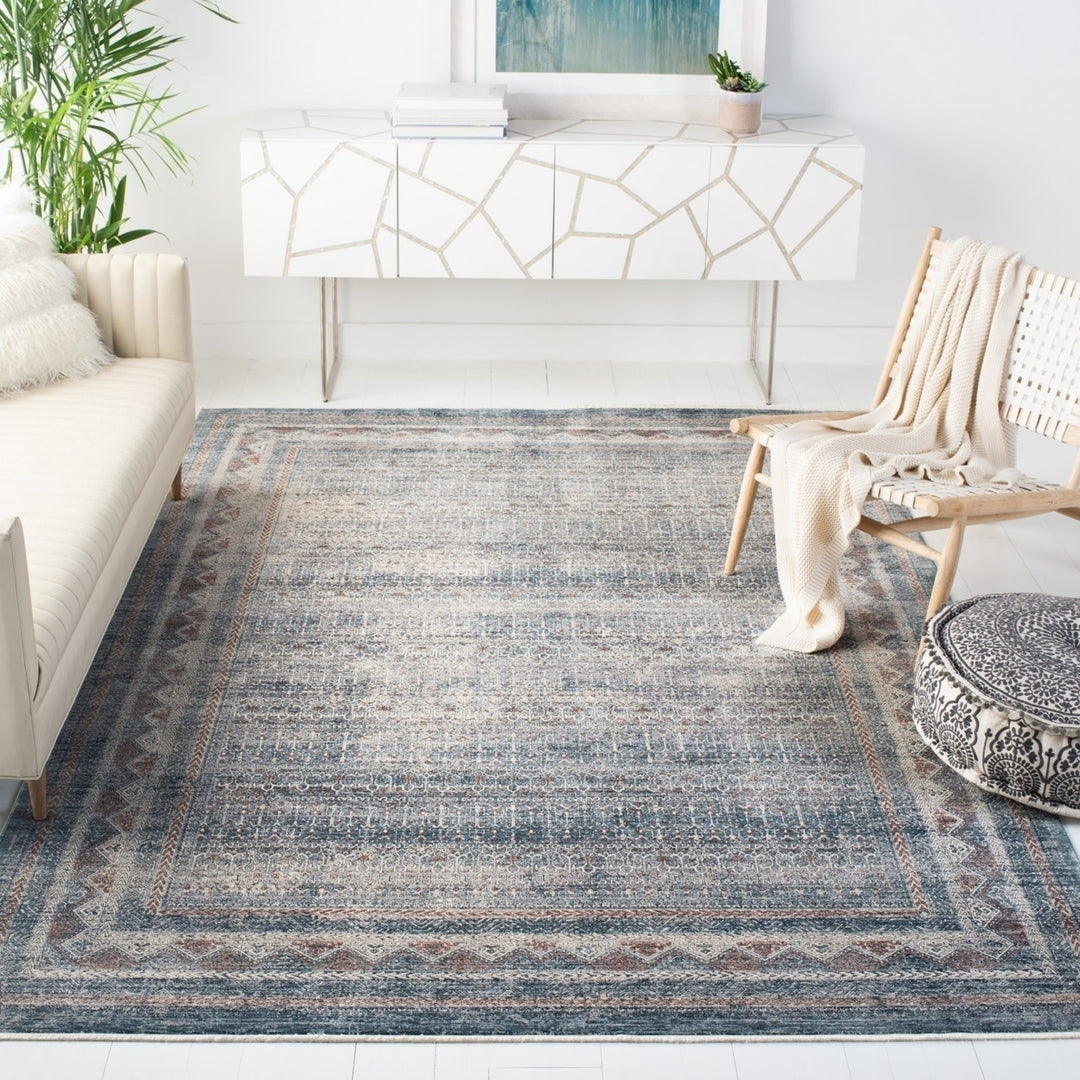 SAFAVIEH Signature Collection SIG760M Blue/Grey Rug Image 5