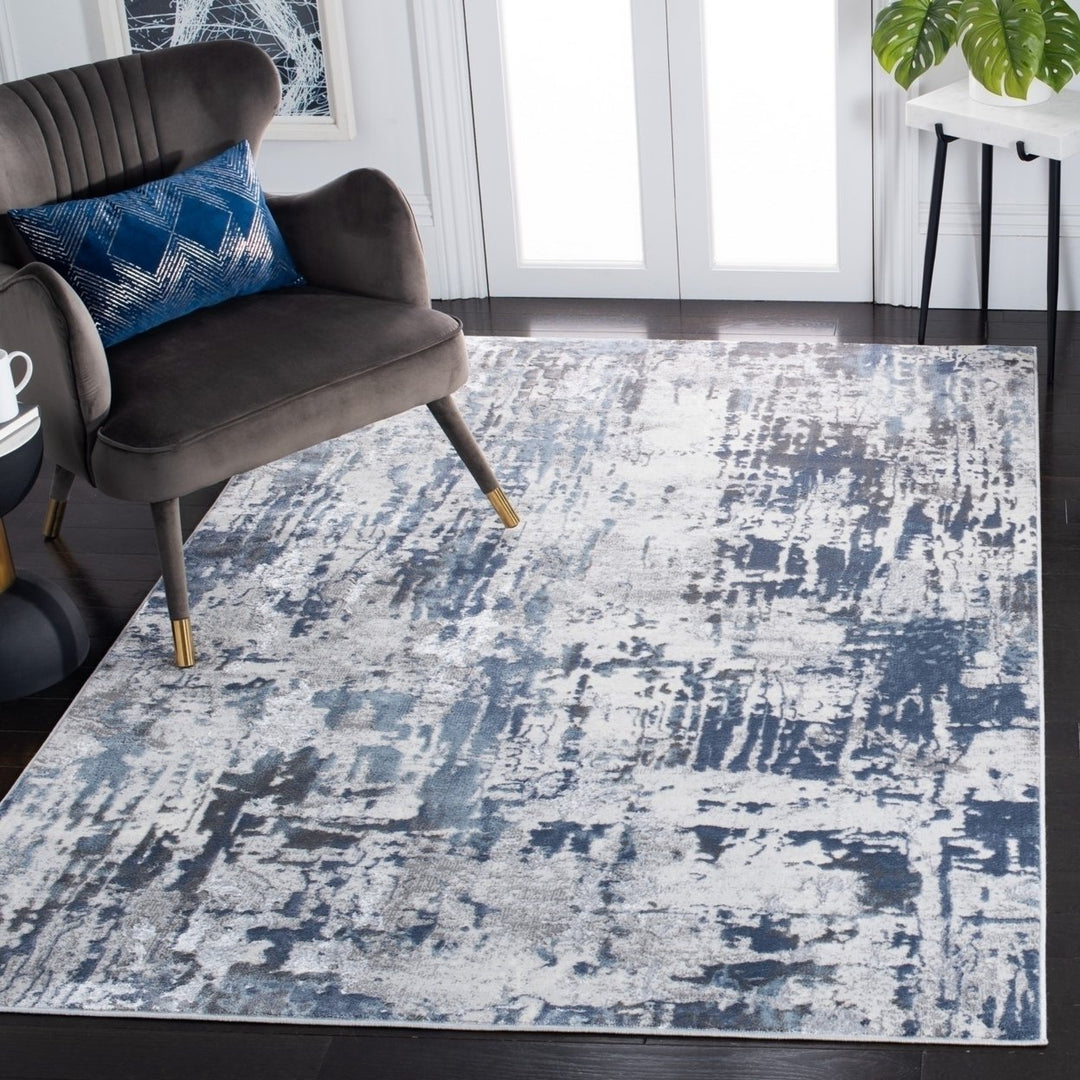 SAFAVIEH Lagoon Collection LGN182G Grey / Blue Rug Image 1