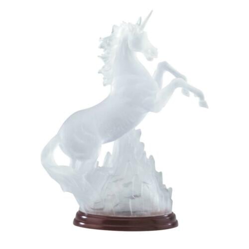 UNICORN FIGURINE WITH LIGHT Image 1