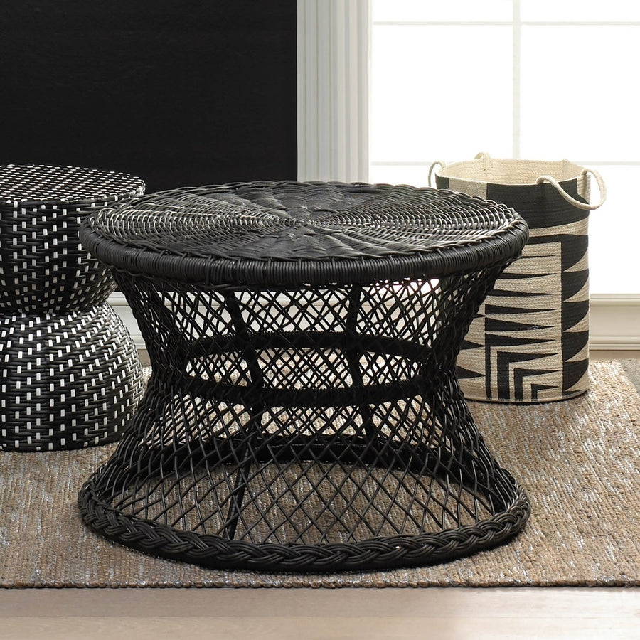 RATTAN COFFEE TABLE Image 1