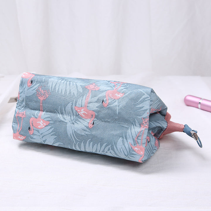 Portable Portable Waterproof Layered Toiletry Cosmetic Bag Image 5