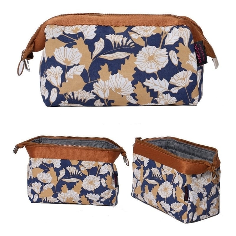 Portable Portable Waterproof Layered Toiletry Cosmetic Bag Image 1